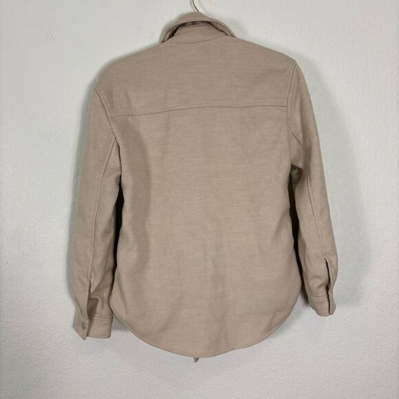 Abercrombie & Fitch Sand Colored Collared Button Front Shirt Jacket - Picture 2 of 6